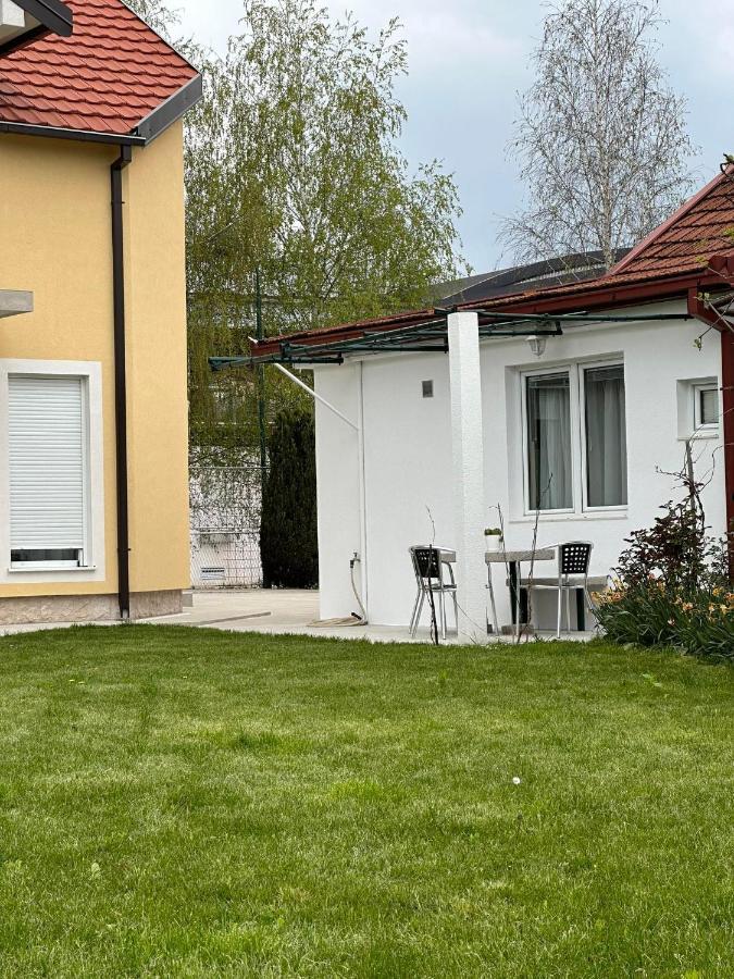 Apartmani Emily & Jully Nikšić Bagian luar foto