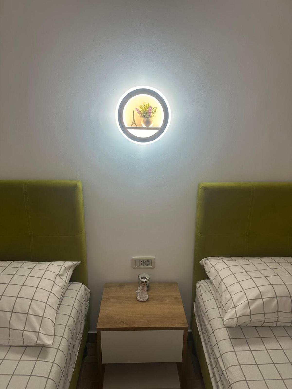 Apartmani Emily & Jully Nikšić Bagian luar foto